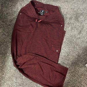 Women’s Kuhl pants